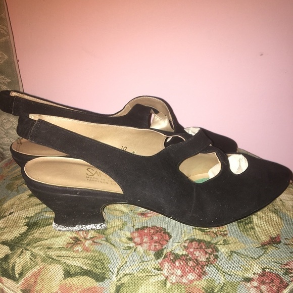 Nwot suede cross strap sling back - Picture 4 of 7